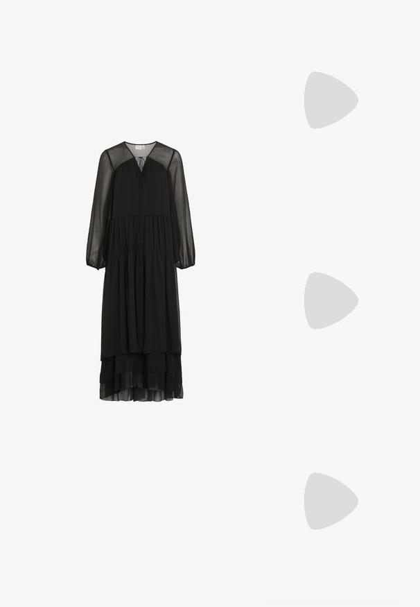 Černé maxi šaty s volány vyrobené z lehkého materiálu, s dlouhými rukávy a výstřihem do V. Obsahují detail se stahovací šňůrkou u krku.; Next FOREVER COMFORT SIMPLE REGULAR FIT - Páskové sandály - black; Hnědé sluneční brýle s gradientem, s průhledným růžovým rámem, čtvercovým tvarem a tenkými kovovými nohami. Charakterizovány zaoblenými hranami a minimálním zdobením.; Lesklý béžový náramek vyrobený z hladké pryskyřice. Zaoblený tvar s jednotným povrchem a malým zlatým logem na vnitřní straně.