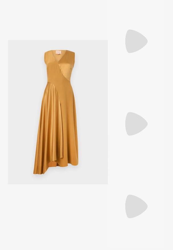 Roksanda WASHED SILK SATIN MIRAL DRESS - Cocktail φόρεμα / Φόρεμα για πάρτι - mustard; Μαύρη πατέντα σλινγκμπάκ γόβα με μυτερή μύτη, διαθέτει υφή από φίδι, ρυθμιζόμενο λουρί και κοντή, υφή τετράγωνη φτέρνα.; Μαύρη δερμάτινη τσάντα ώμου με δύο μπροστινές τσέπες, χρυσά κούμπωματα, κλείσιμο με φερμουάρ και λεπτό λουρί. Υφή επιφάνειας και κομψό ορθογώνιο σχήμα.; Χρυσές μεταλλικές σκουλαρίκια κρίκοι με καμπυλωτό, ελκυστικό σχήμα. Περιλαμβάνουν μια λεία, γυαλιστερή επιφάνεια και στρογγυλή άκρη για πρόσθετη λεπτομέρεια.