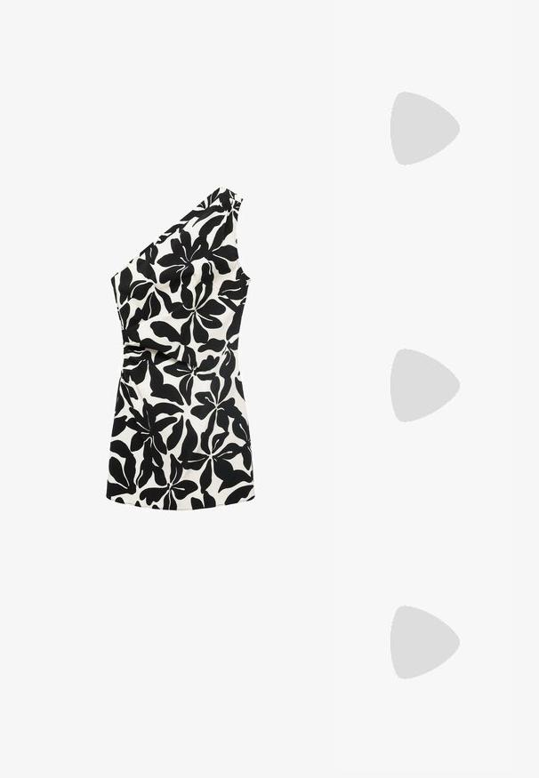 Top floral asimétrico en blanco y negro, con un diseño de un solo hombro, hecho de una tela ligera con grandes patrones de hojas.; Tacones slingback metálicos dorados con punta afilada y tacón grueso. Textura suave, diseño minimalista y una correa estrecha.; Bolso de piel negra con forma curva, correa desmontable y herrajes dorados. El bolso cuenta con una solapa con un detalle de hebilla.; Pendiente de metal en tono dorado con un diseño elegante y curvado. Presenta una forma puntiaguda distintiva, superficie pulida y cierre de bisagra.