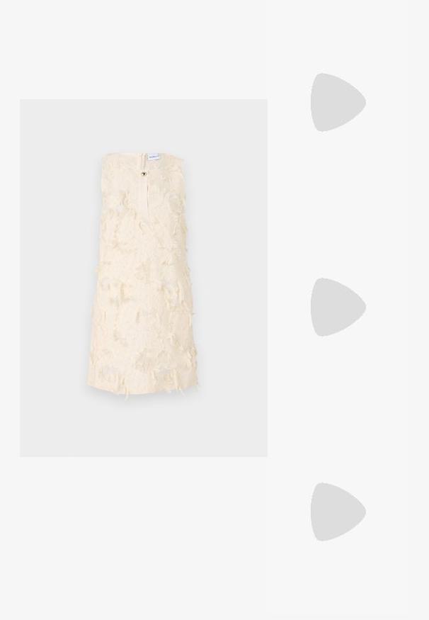 Marella ATLANTA - Koktélruha / Partiruha - avorio; NEOUS IRENA - Klasszikus sarkú cipők - black; Cult Gaia VIERA - Alkalmi kézitáska - natural; Ezüst szív alakú lakatok, amelyeken vésett "IGEN" és "NEM" feliratok találhatók, polírozott felület, szimmetrikus kialakítás és robusztus fémcsat.