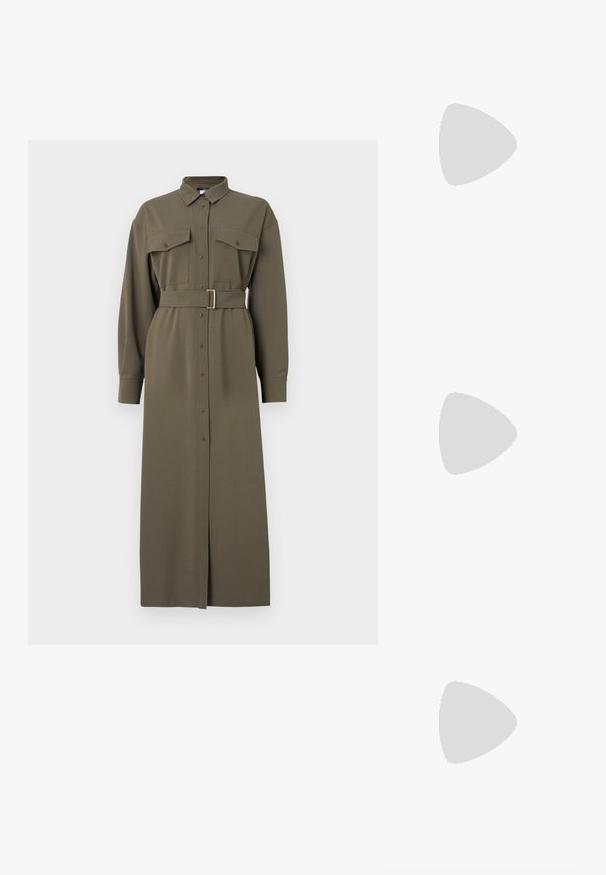 Olivgrünes Hemdkleid mit langen Ärmeln, Knopfleiste, zwei Brusttaschen und einem Taillengürtel mit rechteckiger goldener Schnalle.; Weißes kurzärmliges T-Shirt aus geripptem Stoff. Runder Halsausschnitt, normale Passform und dezente Nähte. Keine Muster oder Grafiken.; Schwarze Leder-Ballettschuhe mit abgerundeter Spitze, glatter Textur, minimalen Nähdetails und einem flexiblen Sohlen-Design.; Braune Ledertasche mit Klappenverschluss, Beschlägen in Goldfarbe, einem Schultergurt und einer glatten Oberfläche. Kompakte rechteckige Form.