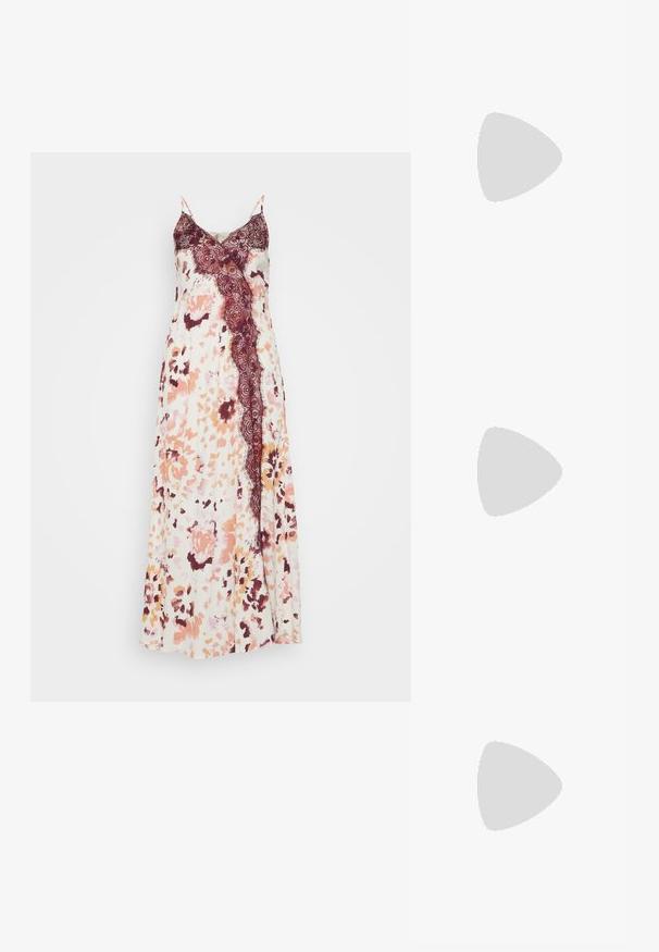YAS Petite YASTHENA STRAP ANKLE DRESS - Maksi suknelė - cream pink; Juodos lakuotos odinės šlepetės su smailiu pirštu ir geometriniu bloko kulnu. Turi elegantišką, minimalistinį dizainą ir lygų paviršių.; Juodas odinis krepšys su išlenkta forma, nuimamu dirželiu ir auksiniais detalėmis. Krepšys turi kilpą su sagtimi.; Auksinės spalvos žiedas, turintis organišką, sukimosi dizainą su lygiu paviršiumi ir siaurėjančiais galais, sukuriantis modernią skulptūrinę išvaizdą.