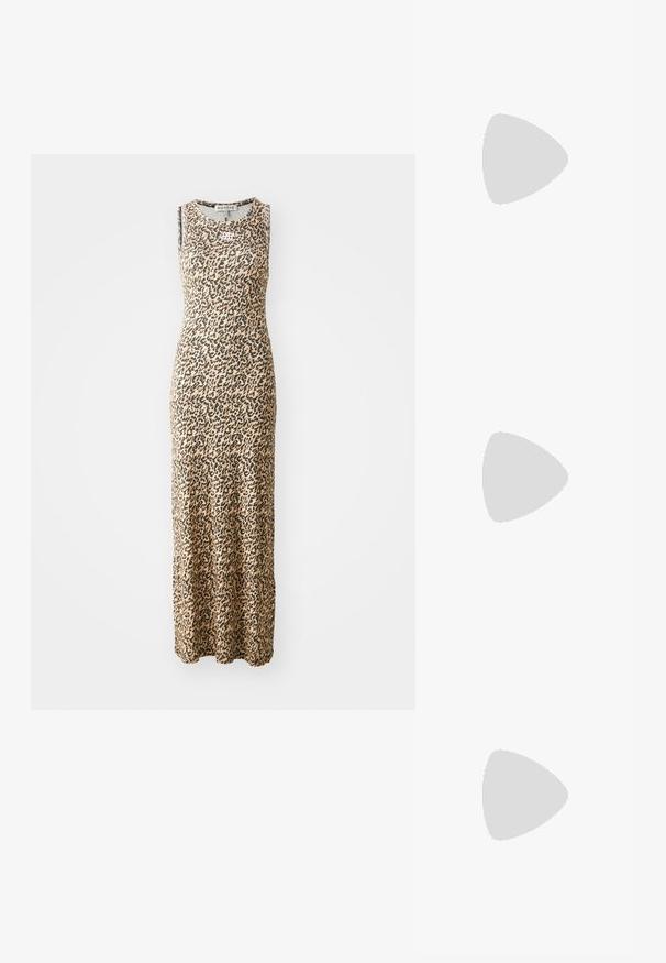 Sleeveless maxi dress in beige with black leopard print, featuring a round neckline. Made from a soft, stretchy fabric for comfort.; Black heeled mules with glossy leather upper, featuring three diagonal straps and contrasting yellow stitching. Chunky block heel.; White quilted handbag with gold hardware, featuring a chain strap and a short handle. Includes a prominent decorative logo on the front.; Gold hoop earring with a small decorative gem accent. Worn on a model with straight hair, paired with a collared white shirt.