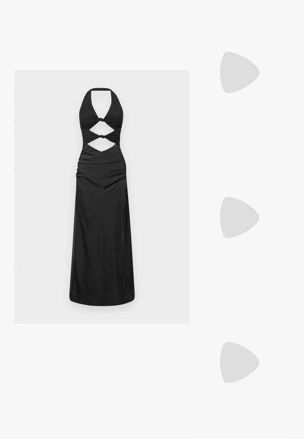 Rochie neagră cu gât halter, cu detalii tăiate și accente legate. Fabricată dintr-un material neted, cu un corset ajustat și fustă fluidă.; Sandale negre cu toc înalt au curele subțiri cu un design legat, un vârf pătrat neted și un toc stiletto elegant.; Geantă metalică gri deschis, cu un strap din lanț, decorată cu mici ținte circulare metalice și un logo de marcă triangular.; Cercei rotunzi din argint cu un finisaj neted și strălucitor. Design ușor, având o formă rotundă și închidere cu tijă.
