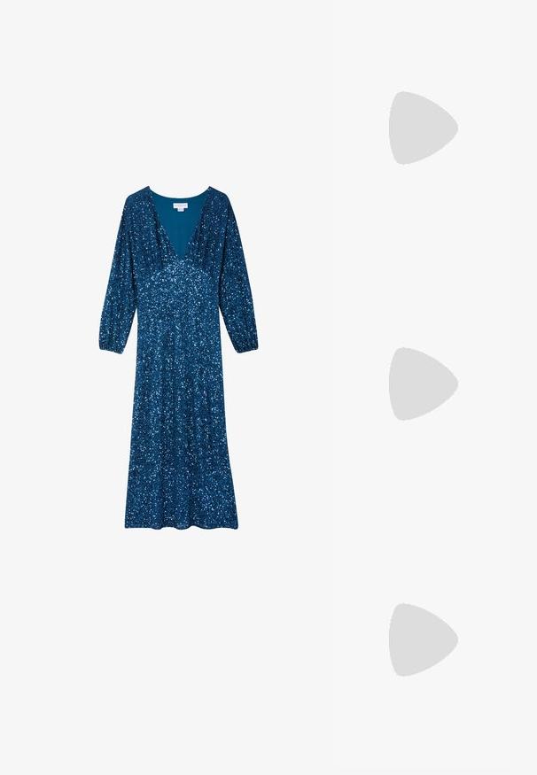 Never Fully Dressed SEQUIN EMMA DRESS - Proginė apranga - teal; Juodi odiniai platforminiai loafersai su apvalia nosimi ir plačia juosta per priešakinę dalį. Ypatybės: masyvus kvadratinis kulnas ir lygus paviršius.; Moteris su ilgais tamsiais plaukais, vilkinti juodą kostiumą, nešanti juodą odinę rankinę per petį, žvelgia per petį prieš balto fono.; Sidabrinės pusmėnulio auskarai minimalistiniu dizainu. Apskritimo forma, lygus paviršius ir plonas profilis. Lengvi su poliruotu apdailu.
