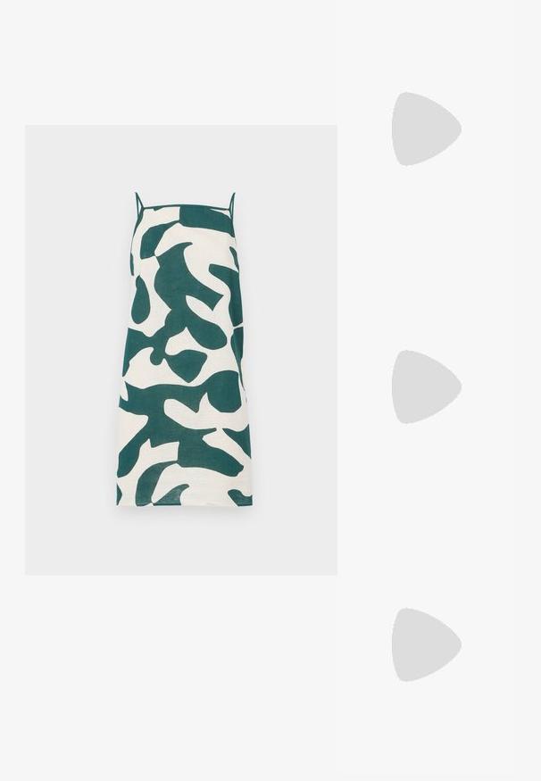 Vestido de tirantes en crema con patrón de camuflaje abstracto en verde. Presenta un corte recto y una tela ligera.; Camiseta de algodón blanca con un gran gráfico de langosta roja brillante en la parte frontal. Diseño de mangas cortas y cuello redondo estándar.; Zapatilla de lona alta blanca con suela de goma negra, puntera de goma frontal y seis ojetes para los cordones, que presenta un diseño limpio y minimalista.; Bolso de cuero rojo con un diseño angular y geométrico. Cuenta con una única correa ajustable y un cierre de solapa con detalles de costura.
