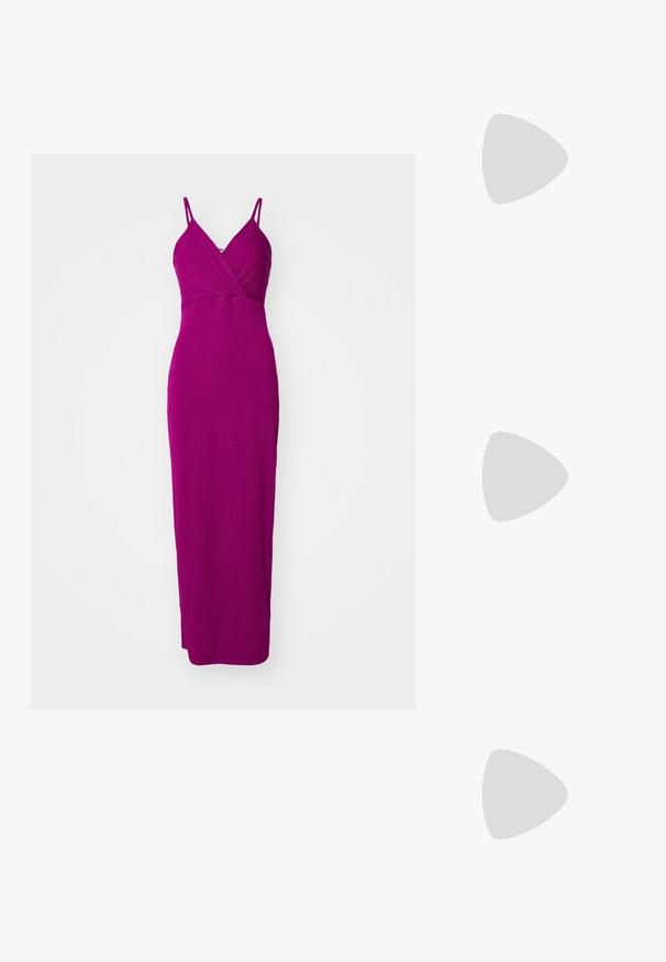 WAL G. JOSEFINA GLITTER KNOT - Maksi suknelė - magenta; Juodos lakinės odos aukštakulnės sandalai su trimis horizontaliais dirželiais ir reguliuojamu kulkšnimis dirželiu. Lieknas siluetas ir blizgus apdaila.; Sidabrinė tinklelio rankinė su tekstūruotu, austu dizainu, turinti užlenkiamą atvartą ir nuimamą grandinėlę nešimui.; Kristaliniai auskarai su sidabro atspalvio detalėmis, su kvadratiniu auskaru ir kaskadinėmis stačiakampių bei aštuonkampių kristalų eilėmis.