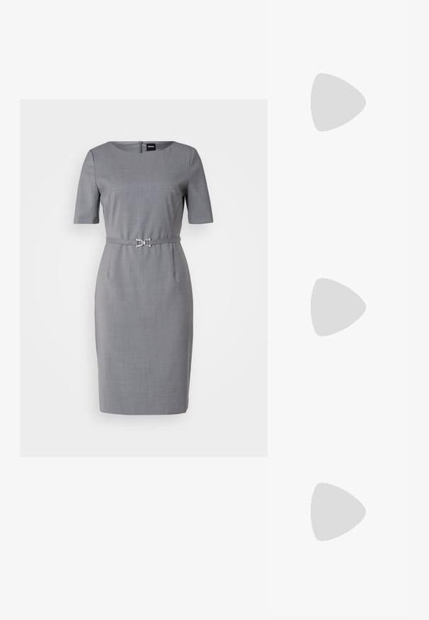 BOSS DALEAH - Shift-haljina - silver; Crne sandale na visokoj potpetici imaju tanke trake s čvorastim dizajnom, glatki kvadratni vrh i elegantnu stiletto petu.; Svijetlosivi metalik ruksač s lancem, ukrašen malim okruglim metalnim zakovicama i trokutastim logotipom marke.; Srebro naušnice u obliku prstena s glatkom, sjajnom završnom obradom. Zaobljenog oblika, laganog dizajna, s kopčom na poleđini.