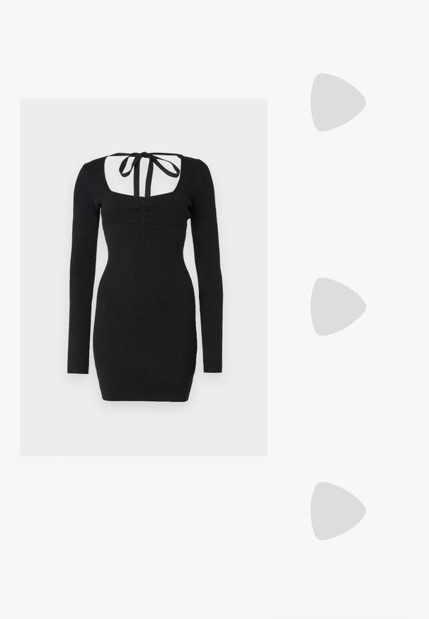 Vestido preto de manga longa com pescoço quadrado e detalhe de laço nas costas. Silhueta ajustada e tecido texturizado realçam sua estrutura.; Botas de cowboy em couro castanho com bico pontudo e salto quadrado, apresentando costuras detalhadas e realces elevados no cano.; Óculos de sol estilo gato com uma armação em tartaruga preta e laranja, lentes castanhas e pontas elegantes e pontiagudas. Apresenta um logo minimalista na haste.; Pequena bolsa de creme com um acabamento texturizado, uma alça longa ajustável, um detalhe em corrente e um fecho de aba. Detalhes em hardware dourado.