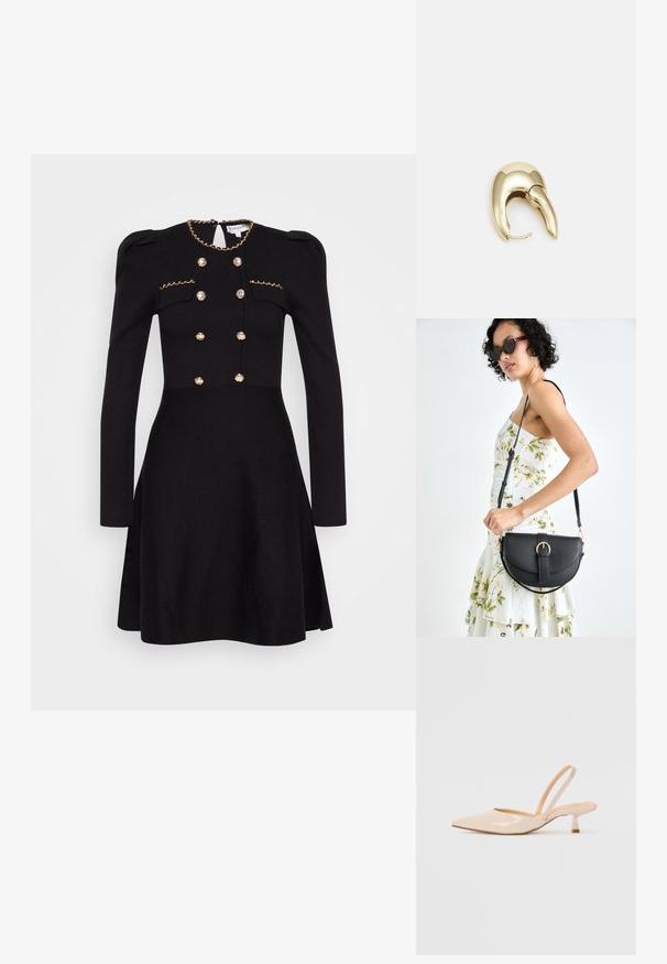 Zwarte jurk met lange mouwen, decoratieve gouden ketting bij de halslijn, dubbelzijdige voorkant met met stof bedekte knopen en een getailleerde taille.; Beige patenten leren slingback hakken met een spitse neus en een slanke, vierkante hak. Glad textuur en minimalistisch ontwerp zonder versieringen.; Zwarte leren handtas met een gebogen vorm, afneembare schouderband en gouden hardware. De tas heeft een klep met een gespsluiting.; Gouden metalen oorbel met een slank, gebogen ontwerp. Beschikt over een kenmerkende puntige vorm, gepolijste oppervlakte en scharnier sluiting.