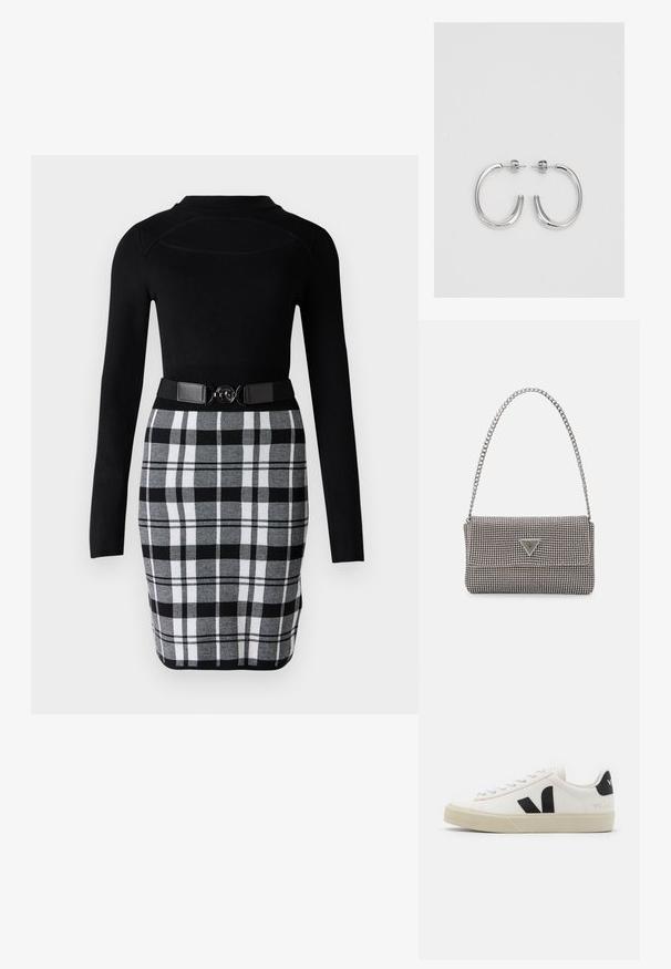 Črna dolga majica z oprijetim krojem, kombinirana s črno-belo karo svinčnik krilom z pasom in okroglimi kovinskimi detalji.; Beli usnjeni športni copat z črnim gumo V logotipom. Teksturirana svetlo bela podplat, bele vezalke in zadnji del pete, ki vsebuje ime blagovne znamke v črni barvi.; Svetlo siva kovinska torbica z verižnim ročajem, okrašena z majhnimi okroglimi kovinskimi bleščicami in trikotnim logotipom blagovne znamke.; Srebrne uhančke v obliki obroča z gladko, sijočo površino, ukrivljene oblike in zapiranjem na zatič. Minimalistična zasnova z modernim zaključkom.