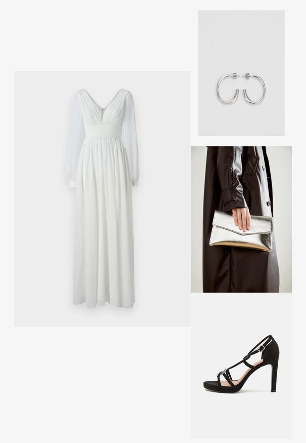 Hosszú, fehér ruha V-nyakkivágással, testhez simuló felső résszel és lágyan omló szoknyával. Hosszú, áttetsző ujjakkal és hátsó cipzárral rendelkezik. Sima textúra.; Fekete velúr magas sarkú szandál keresztezett pántokkal, díszes ezüstszínű akcentussal és emelt talprésszel a nagyobb magasságért.; Ezüst fém clutch, szögletes borítékszerű kialakítással, sima felülettel és kontrasztos belső színnel, amelyet egy fekete kabátot viselő kéz tart.; Ezüst karika fülbevalók sima, fényes felülettel, ívelt formával és postazáras zárral. Minimalista, modern kivitel.