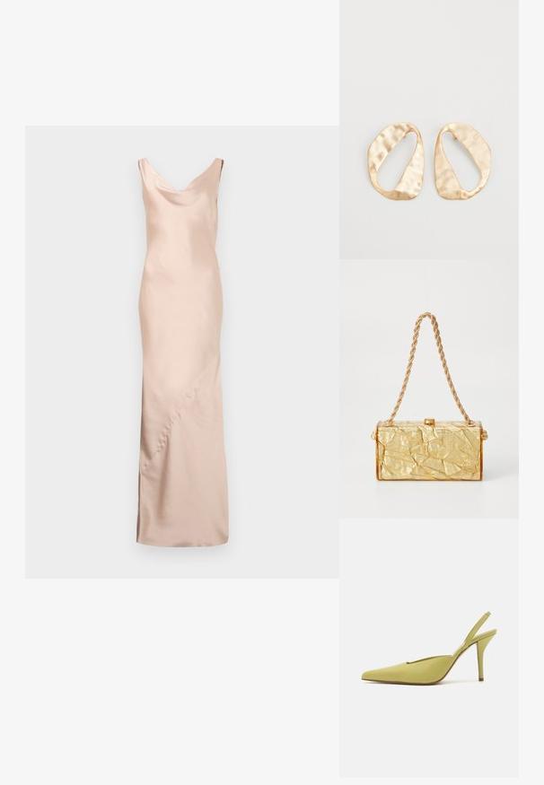 Abito lungo senza maniche in satin beige chiaro. Presenta una scollatura a V e un design senza cuciture con drappeggi sottili e dettagli cuciti.; GIABORGHINI OCTAVIE - Decolleté - green; Borsa di forma rettangolare in tessuto plissettato dorato, dotata di una tracolla a catena e di una chiusura con fermaglio nella parte superiore. Finitura liscia e lucida.; Un paio di orecchini in metallo di tonalità dorata, di forma ovale irregolare, con superficie texturizzata e leggermente martellata, su uno sfondo bianco.