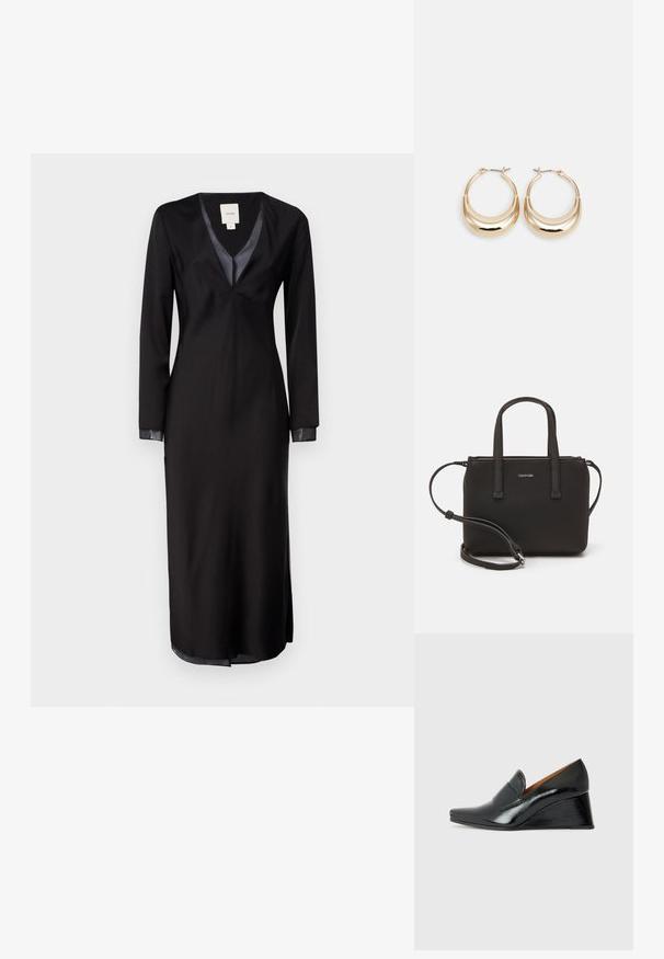 Zwarte langemouwen jurk van soepel materiaal, met een diepe V-hals, satijnen accenten op de kraag en splitten aan de zijkanten voor gemakkelijke beweging.; Chie Mihara VECINO - Sleehakken - black; Zwarte handtas met dubbele korte handvatten en een afneembare schouderriem. Glad, leerachtig materiaal met een ritssluiting en logo-detail.; Gouden hoepel oorbellen met een halve maan vorm, gepolijste oppervlakte en scharnier sluiting. De gladde textuur en weerspiegelende afwerking vergroten de zichtbaarheid.
