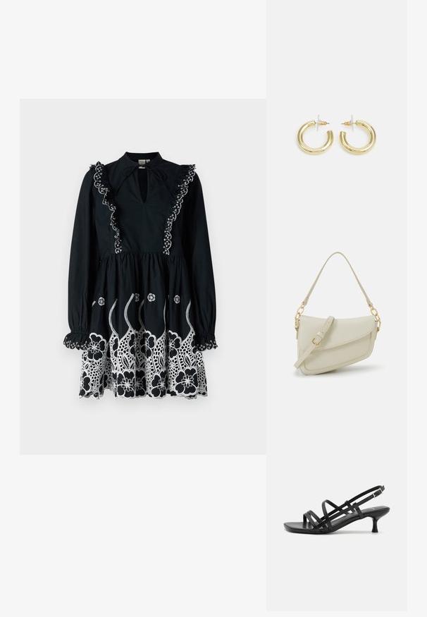 Fekete ruha hosszú uj dockal, fodros gallérral és hímzett fehér virágmintákkal az alján. Kulcslyuk kivágás és ráncolt derékrész.; Fekete magassarkú szandálok több keresztben átkötött pánttal. Simább anyag, hegyes orr és keskeny sarok. Állítható bokapánt kapcsos rögzítéssel.; Kis krémszínű táska texturált felülettel, hosszú, állítható pánttal, láncos díszítéssel és fedéllel záródik. Aranyszínű fém részletek.; Arany fülbevalók sima, fényes felülettel. Kör alakú dizájn, amely kis kapoccsal és átlátszó tartozékkal rendelkezik a biztonságos viselés érdekében.
