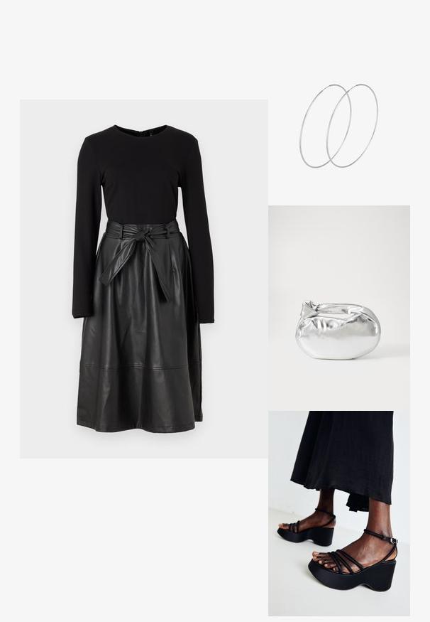 Melns garām piedurknēm tops, kas apvienots ar melnu mākslīgās ādas svārku, kuram ir sasietais jostasvīrs un gluda, spīdīga tekstūra.; Melni plecu sūkņi ar vairākiem plāniem jostām, regulējamiem potīšu sprādzēm, teksturētu virsmu un noapaļotu papēdi.; Sudraba metāliska poga somiņa ar mīkstu, noapaļotu formu un mezgla augšējo aizdari. Izgatavota no gludas mākslīgās ādas materiāla.; Sudraba gredzenveida auskari ar minimālistisku dizainu. Cirkulāra forma, gluda tekstūra un plāns profils. Vieglu svaru ar spīdīgu apdari.