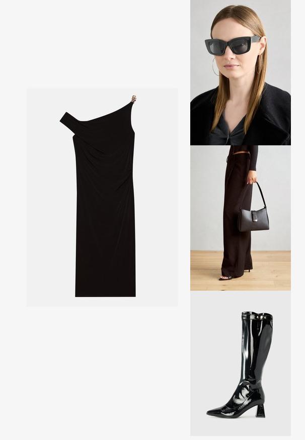 Zwarte een-schouder jurk gemaakt van gedrapeerde stof met een gouden accent op de schouder, zachte textuur en een knielange ontwerp.; Zwarte lakleren kniehoge laars met een spitse neus, geometrische blokhak en glanzende afwerking, voorzien van een decoratieve knoopaccent bovenaan.; Zwarte cat-eye zonnebril met donkere lenzen, dikke monturen en subtiele accenten. Draagt een zwarte jas en een grijze top, met lang stijl haar.; Zwarte handtas met gestructureerde vorm, gladde textuur en een metalen sluiting. Gecombineerd met brede zwarte broeken en sandalen met open teen op een houten vloer.