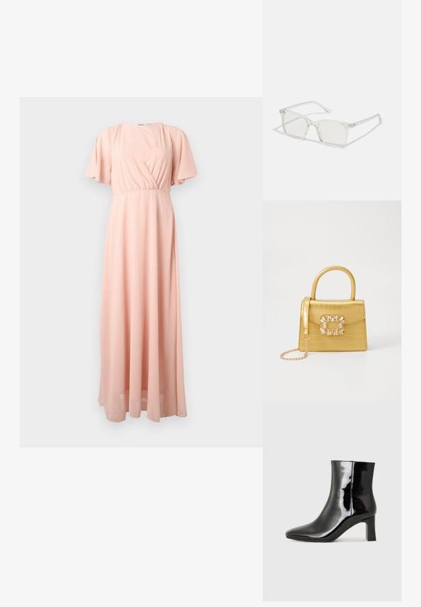 Vestido longo e fluido em tecido rosa suave com decote em V, mangas curtas e soltas, e cintura franzida, proporcionando um ajuste relaxado e um caimento elegante.; Botim de tornozelo em pele sintética preta com bico apontado e salto bloco de altura média. Textura suave e design minimalista.; Óculos quadrados de plástico transparente com lentes translúcidas, apresentando detalhes em dourado nas hastes.; Bolsa amarela em pele de crocodilo falsa, com um design estruturado, pega no topo, alça de corrente removível e decoração de cristal no fecho.