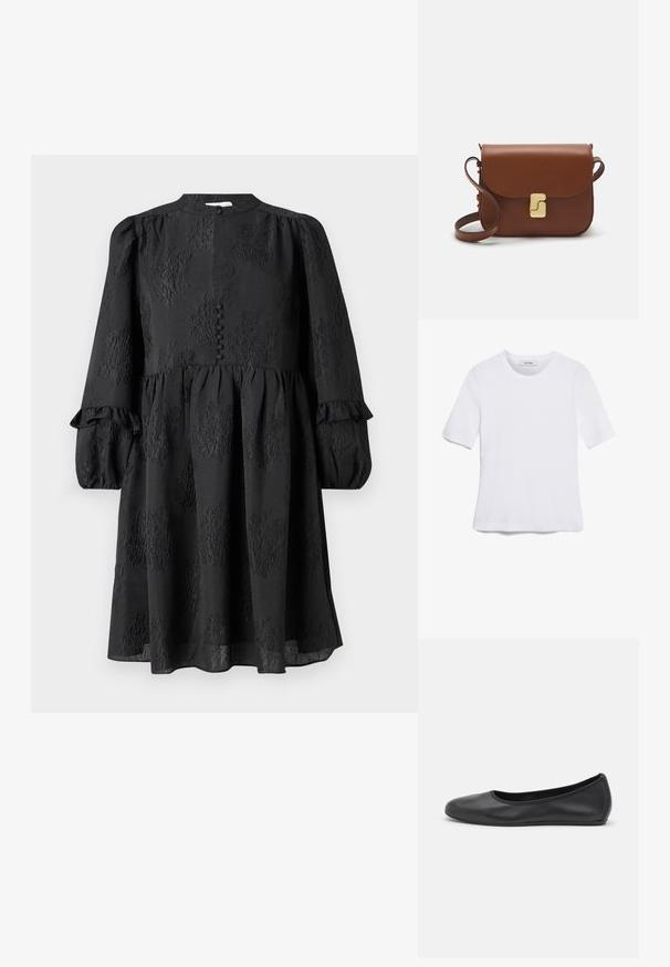 Hofmann Copenhagen ERLA - Vestido de dia - black; T-shirt de manga curta branca feita de tecido canelado. Decote redondo, ajuste regular e detalhes de costura subtis. Sem padrões ou gráficos.; Bailarina preta em pele com bico arredondado, textura suave, detalhe de costura minimalista e design de sola flexível.; Bolsa de couro castanho com fecho de aba, decoração em tom dourado, alça de ombro e textura suave. Formato retangular compacto.