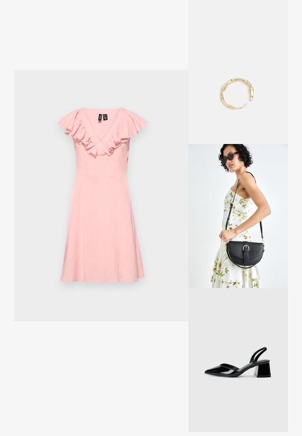 Roza, obleka do kolen z V-izrezom in rahlimi rokavi. Narejena iz lahkotnega materiala, z oprijetim zgornjim delom in razširjenim krilom.; Črne lakirane slingback pete s koničastim nosom in geometrijsko blokasto peto. Imajo eleganten, minimalističen dizajn in gladko teksturo.; Črna usnjena torbica s ukrivljeno obliko, z odstranljivo naramnico in zlatimi dodatki. Torbica ima pokrov s podrobnostmi v obliki zaponke.; Zlati prstan s organskim, zvitim dizajnom, gladko površino in taperiranimi konci, ki ustvarja modernega, skulpturalnega videza.