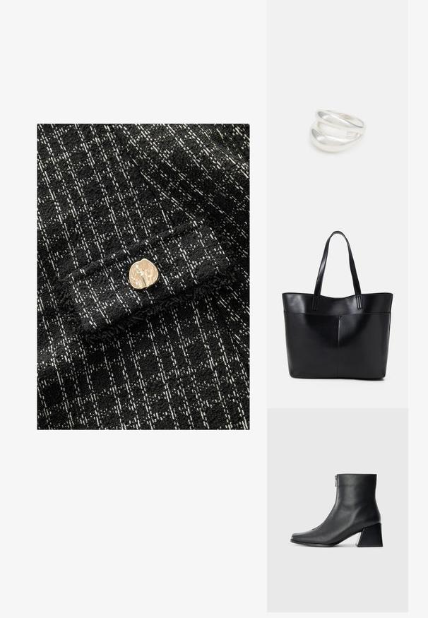Sort-hvid tekstureret stof med et ternet mønster, prydet med en gylden metallisk knap foran. Blødt, vævet materiale.; Sort læderankelstøvle med firkantet tå, lynlås på siden og blokhæl mod en ensfarvet lys baggrund.; Sort læder tote taske med to lange håndtag, en glat tekstur og en struktureret form. Har en forlommem for ekstra opbevaring.; Sølvring med dobbeltbånd og en glat, poleret overflade. Den har et flydende, buet design med overlappende sektioner for et moderne udtryk.
