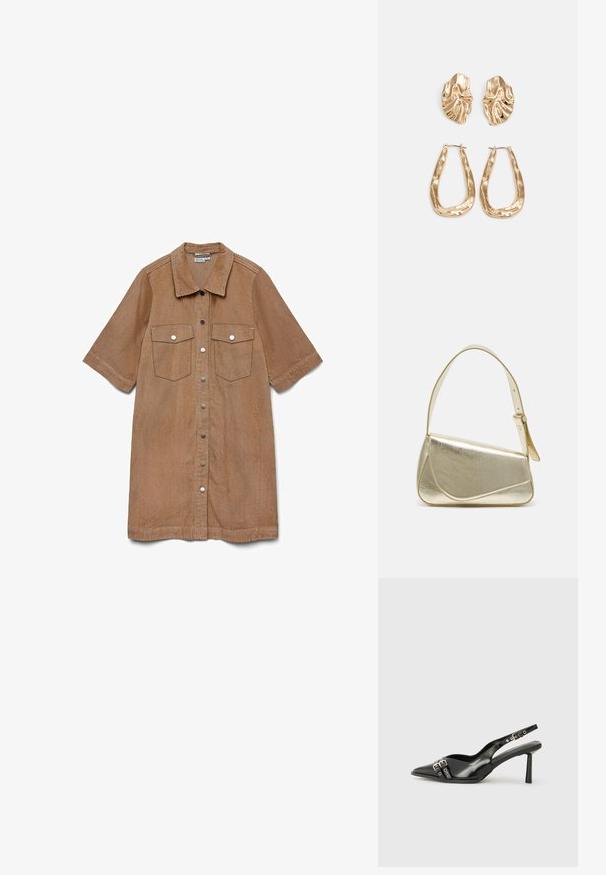 Hnědé manšestrové košilové šaty s krátkými rukávy, zapínáním na knoflíky po celé přední straně, dvěma náprsními kapsami a špičatým límečkem. Texturovaná látka.; Černá lakovaná slingback obuv s špičatou špičkou, kotníkovými pásky s kovovými sponami a příslušenstvím, a štíhlým podpatkem.; Zlatá metalická kabelka se strukturovaným designem, hladkým povrchem a nastavitelným popruhem. Disponuje unikátním trojúhelníkovým tvarem a minimalistickým prošitím.; Náušnice ve zlatém tónu s texturovanými, vlnitými tvary. Obsahují sochařské klipy a design otevřeného kruhu s kladivkovým povrchem.