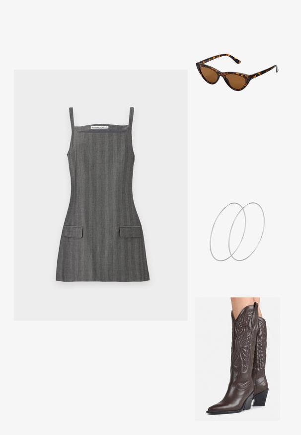 Šedé pruhované šaty s tenkými ramínky, obsahující dvě přední našité kapsy a dobře padnoucí tělo, vyrobené z hladkého materiálu.; Hnědé kožené kovbojské boty s špičatou špičkou a blokovým podpatkem, se zdobným prošíváním a vyvýšenými akcenty na nárazu.; Sluneční brýle ve stylu kočičích očí s černo-oranžovým želvovinovým rámem, hnědými skly a elegantními, špičatými konci. Obsahují minimalistické logo na straně.; Stříbrné kruhové náušnice s minimalistickým designem. Kruh, hladký povrch a tenký profil. Lehká konstrukce s lesklým povrchem.