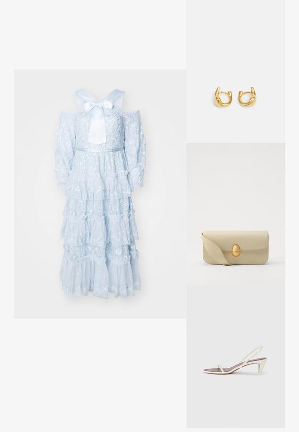 Világoskék, réteges ruha áttetsző anyagból, virágmintás hímzéssel, vállfónélküli ujjak és egy nagy selyem masni a háta mögött.; Fehér, pántos szandál enyhe sarokkal, vékony pántokkal és sima bőr textúrával; kis díszítő csattal rendelkezik.; Beige bőrtáska sima textúrával, téglalap alakban, arany ovális zárral. Hosszú, állítható pánttal rendelkezik.; Arany karika fülbevalók sima, lekerekített kialakítással, fényes felülettel. A fülbevalók kompakt, tömzsi formájúak, és zökkenőmentes kapoccsal rendelkeznek.