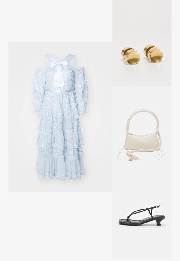 Gaiši zila kārtaina kleita no caurspīdīga auduma ar ziedu izšuvumiem, plecus atklājošām piedurknēm un lielu satīna loku aizmugurē.; Melnas ādas sandales ar plānām siksniņām, zemu blokveida papēdi un kvadrātveida deguniem. Ar sprādzi un gludu tekstūru.; Krēma krāsas rokassoma ar noapaļotu rokturi, ar rāvējslēdzēju aizdari un pompa detaļu. Iezīmējas ar gludu ādas tekstūru un kontrastējošu auduma apdari.; Zeltaini metāla auskari ar vienkāršu apaļu formu, ar gludu apdari un centrālu pulētu joslu. Diametrs aptuveni 1 cm.