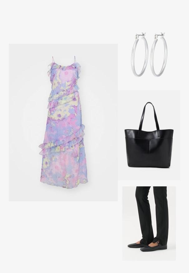 Cras DRESS - Dolga obleka - blue/pink; Črne usnjene balerinke s koničastim nosom, trak z srebrno zaponko, v kombinaciji s črnimi elegantnimi hlačami z razporkom na robu.; Črna usnjena torba z dvema dolgima ročajema, gladko teksturo in strukturirano obliko. Ima sprednji žep za dodatno shranjevanje.; Srebrni obroči za ušesa z gladko, polirano površino. Okrogla oblika in varna zaponka s klikom. Lahka zasnova, primerna za vsakodnevno nošenje.