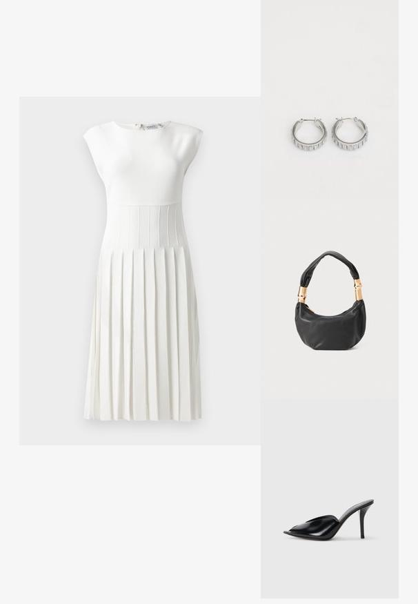 Bílé skladové šaty s přiléhavým topem, krátkými rukávy, texturovanou bustou a rozšířenou sukní. Zipový detail na zadní straně, hladký povrch látky.; Černé kožené vysoké muly s otevřenou špičkou, špičatým designem, hladkým povrchem a štíhlým jehlovým podpatkem.; Černá kožená kabelka s kulatým tvarem, měkkou texturou a uzlovou rukojetí se zlatými kovovými detaily. Zapínání na zip.; Stříbrné kruhové náušnice s texturovaným designem a vertikálními drážkami. Kulatý tvar s pevným uzávěrem. Hladký povrch.