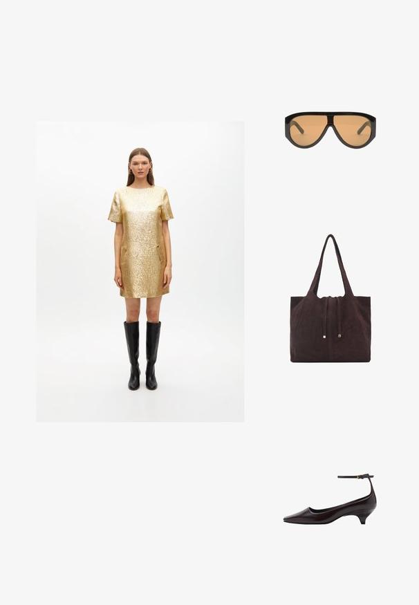 Kultainen metallinen lyhyt mekko, jossa on teksturoitu pinta, lyhyet hihat ja sivutaskut. Yhdistetty polveen ulottuviin mustiin nahkasaappaisiin.; Tummanruskeat, kärjeltään terävät, nahkaiset kitten-kyyhkykengät, joissa on ohut nilkkahihna ja pieni kultainen solki.; Mustat ylisuuret aurinkolasit ruskeilla linsseillä, joissa on leveät, kulmikkaat kehykset ja suorat varret. Tasainen kiiltävä pinta, minimaalinen varustus.; Mango Shopping bag - dark brown