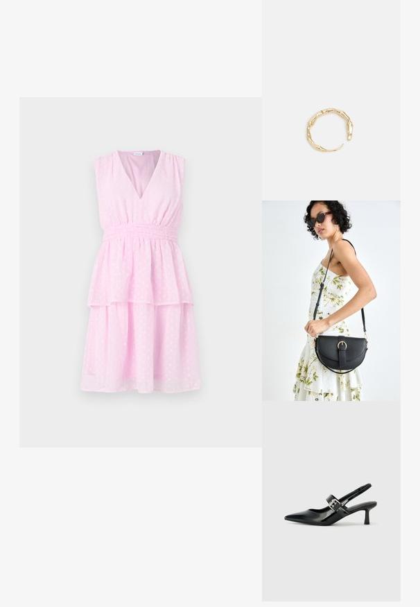 Roza obleka z V-izrezom, brez rokavov, večplastno oblikovana in s teksturiranimi pikami. Ima guban pas za prilegajoč videz.; Črne patent usnjene slingback pete s koničastim nosom in majhnim blok peto, ki vključujejo srebrno zaponko na traku.; Črna usnjena torbica s ukrivljeno obliko, z odstranljivo naramnico in zlatimi dodatki. Torbica ima pokrov s podrobnostmi v obliki zaponke.; Zlati prstan s organskim, zvitim dizajnom, gladko površino in taperiranimi konci, ki ustvarja modernega, skulpturalnega videza.