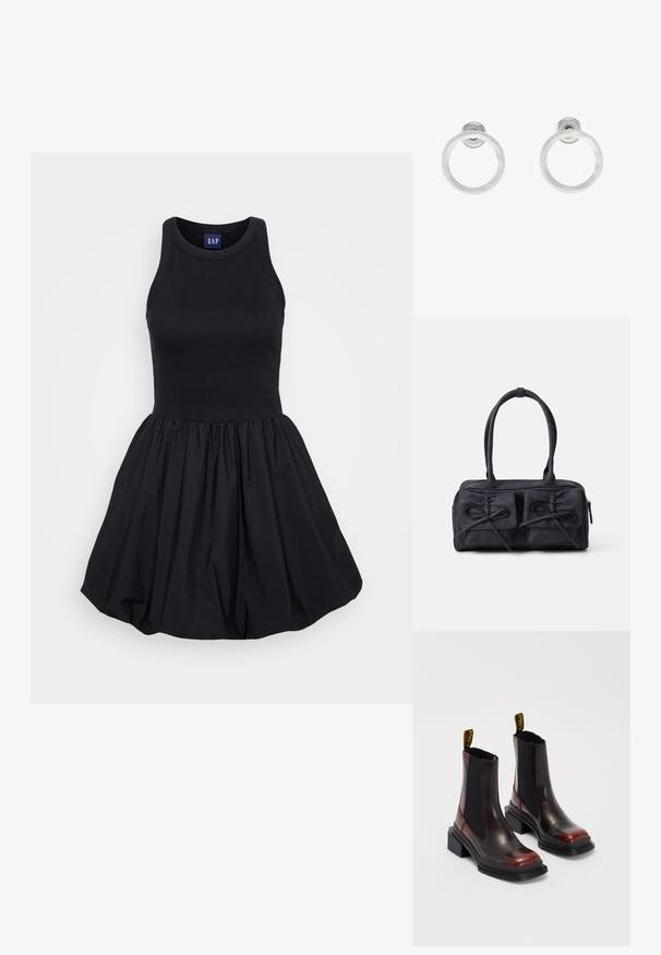 Čierne šaty bez rukávov s priliehavou rebrovanou vrchnou časťou a rozšírenou, nariasenou sukňou, vyrobené z ľahkého materiálu. Jednoduchý a všestranný dizajn.; Dr. Martens MAYBOLE CHELSEA - Členkové čižmy na platforme - black/cherry red; Čierna textilná kabelka s dvoma prednými vreckami, ktoré majú detaily s mašľou, dvojitými uchami a zipsom. Mäkká textúra a obdĺžnikový tvar.; Strieborné kovové náušnice vo forme kruhov s brúsenou textúrou, so zaobleným dizajnom a priehľadným zarážkou pre bezpečné nosenie.