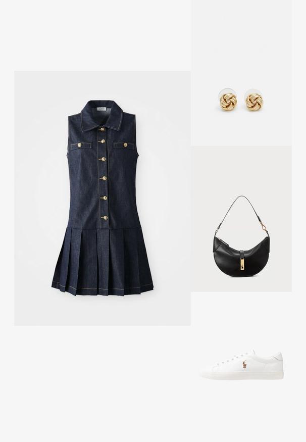 Džinsinis suknelė su apykakle, be rankovių, su auksiniais mygtukais priekyje, dviem krūtinės kišenėmis ir plisuota sijonu tamsiai mėlynos spalvos audinyje.; Baltos odinės sportbačiai, žemo profilio, su lygia tekstūra, apvalia nosimi, raištelių sistema priekyje ir mažyte siuvinėta logo šone.; Juodos odos rankinė pusmėnulio forma. Papuošta auksinėmis detalėmis ir siaura juosta. Lygi tekstūra, užtrauktuko uždarymas viršuje.; Aukso spalvos mazgo auskarai su sukimo dizainu. Kiekvienas auskaras turi apvalų skaidrų pagrindą, užtikrinantį saugų dėvėjimą.