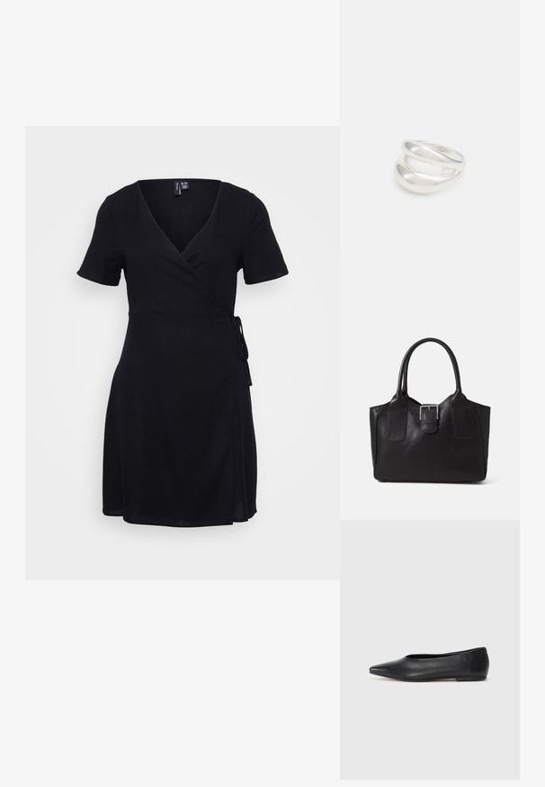 Crna haljina s omotom, kratkim rukavima i dekolteom u obliku slova V. Ima pojas za vezanje i glatku teksturu tkanine. Srednje dugačak dizajn.; Crne kožne balerinke, uski vrh, minimalistički dizajn, glatka tekstura, niska peta, bez vidljivih dodataka ili ukrasa.; Crna kožna torba za nošenje s glatkom teksturom, strukturiranim oblikom, dvije ručke i istaknutim srebrnim kopčanjem na prednjoj strani.; Srebrna dvostruka prsten s glatkom, poliranom površinom. Karakterizira ga fluidan, zakrivljen dizajn s preklapajućim sekcijama za moderan izgled.; Srebrna dvostruka prsten s glatkom, poliranom površinom. Karakterizira ga fluidan, zakrivljen dizajn s preklapajućim sekcijama za moderan izgled.