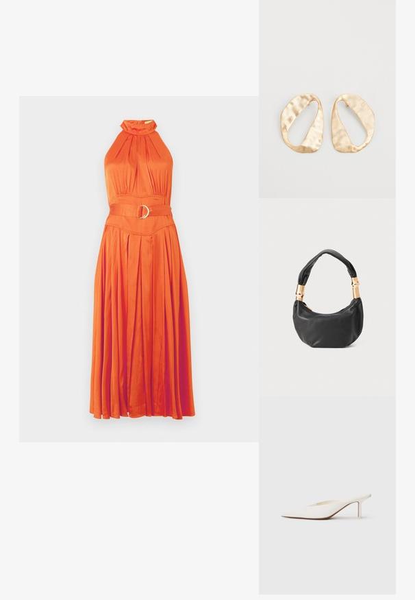 Oranžinė halterio suknelė su plišytu sijonu, sukaupta iškirpte ir diržu, kuriame yra apvalus sagties detalė. Lygi, glotni medžiaga.; Smailas balti mules su smailiu priekiniu pasagų ir žemu aukštu kulnu. Pagaminti iš lygios medžiagos, minimalistinio dizaino su subtiliu smėlio spalvos pado akcentu.; Juodas odinis rankinukas apvalios formos, minkštos tekstūros su susietu rankena ir auksinės spalvos detalėmis. Užtrauktuko uždarymas.; Nedidelis nereguliarus ovalo formos aukso tono metalinių auskarų pora su tekstūruota, šiek tiek kalta paviršiumi ant balto fono.