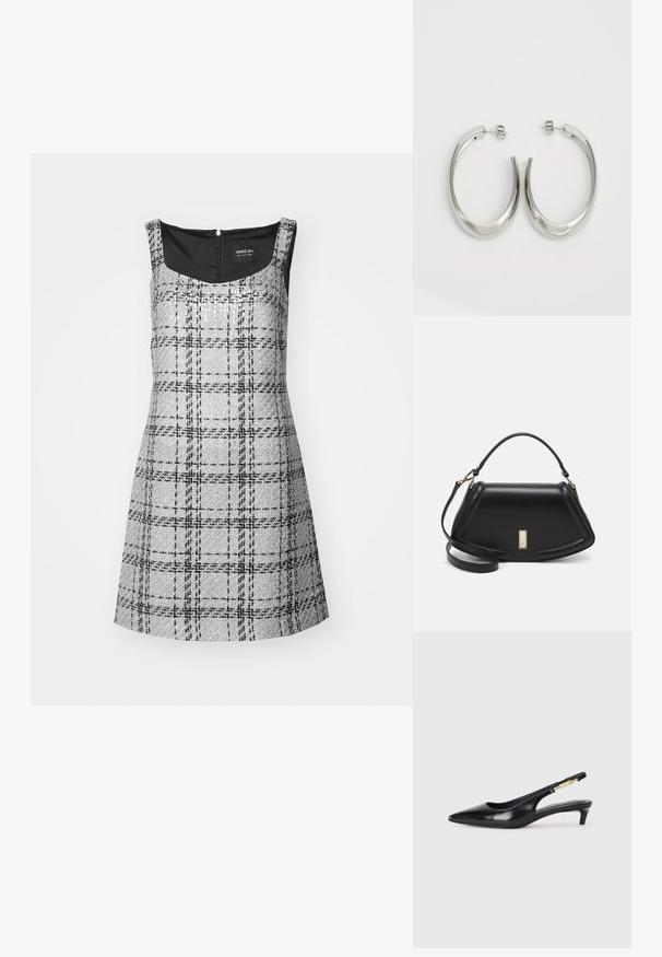 Szara sukienka w kratę z kwadratowym dekoltem, bez rękawów i zamkiem z tyłu. Posiada fakturowany materiał z czarnymi akcentami.; Czarne skórzane szpilki typu slingback z ostrym noskiem, posiadające smukły obcas i złoty akcent na regulowanym pasku. Gładka tekstura.; Czarna skórzana torebka o strukturalnym designie, z przyciętą formą, górnym uchwytem i złotymi akcentami. W zestawie regulowany pasek na ramię.; Srebrne kolczyki-hoop o gładkim, zakrzywionym designie. Posiadają błyszczące metaliczne wykończenie i zapięcie na sztyft. Brak widocznych wzorów lub akcentów.