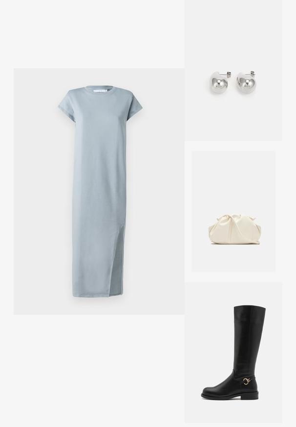 Světle modrá bavlněná šaty s kulatým výstřihem, krátkými rukávy a rozparkem až ke stehnu. Hladká textura, dlouhá po kotníky.; Anna Field Wide Fit Vysoká obuv - black; Krémová, měkká taška z umělé kůže s nabráním, nastavitelným popruhem a nenápadným stahováním. Hladký povrch a zakulacený tvar.; Stříbrné visací náušnice s kulatými, odrazovými povrchy; minimalistický design s hladkým povrchem a jemným logem.
