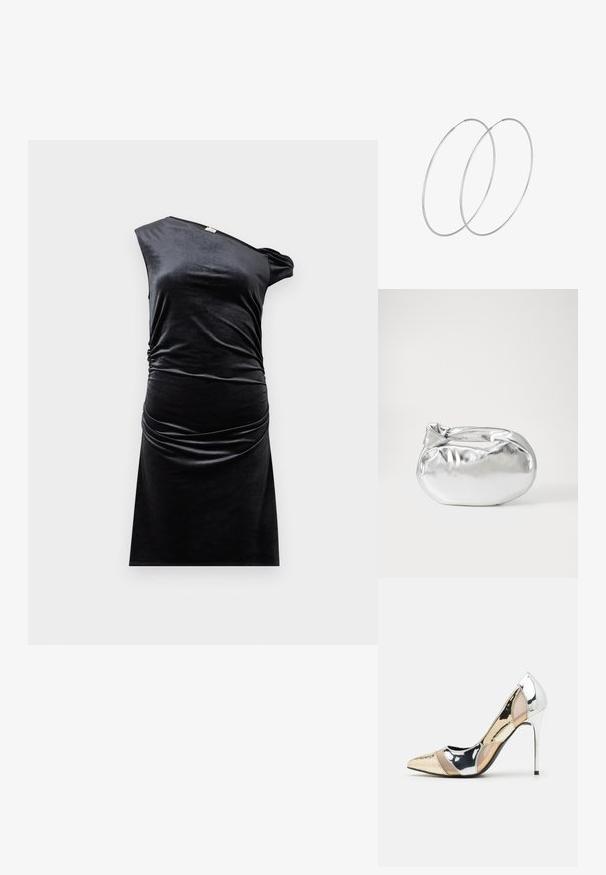 Czarna sukienka z aksamitu o asymetrycznym kroju, zaszyta z boku i dopasowanym kształcie. Gładka tekstura, długość do kolan i minimalistyczny styl.; Czółenka na wysokim obcasie z wąskim noskiem w kolorze srebrnym, złotym i nude. Lśniące wykończenie z wycięciami, z obcasem w stylu stiletto.; Srebrna metaliczna torba worek o miękkim, zaokrąglonym kształcie i zawiązywanym z góry zapięciem. Wykonana z gładkiego materiału imitującego skórę.; Srebrne kolczyki w formie obręczy o minimalistycznym designie. Okrągły kształt, gładka faktura i cienki profil. Lekkie, z polerowanym wykończeniem.