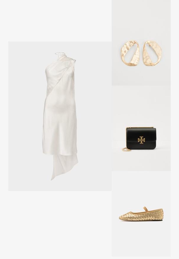 Balti satino suknelė su asimetrišku dizainu, turinti vieno peties iškirpimą ir laisvai krentančią apatinę dalį. Lygus paviršius ir minimalūs aksesuarai.; Loeffler Randall LEONIE SOFT BALLET FLAT - Balerinos tipo bateliai su dirželiu ties kulkšnimi - gold; Juodas odinis rankinė su auksinės spalvos grandine ir logotipo akcentu. Turi stačiakampio formą su užlenkiama sklende. Lygus paviršius.; Nedidelis nereguliarus ovalo formos aukso tono metalinių auskarų pora su tekstūruota, šiek tiek kalta paviršiumi ant balto fono.