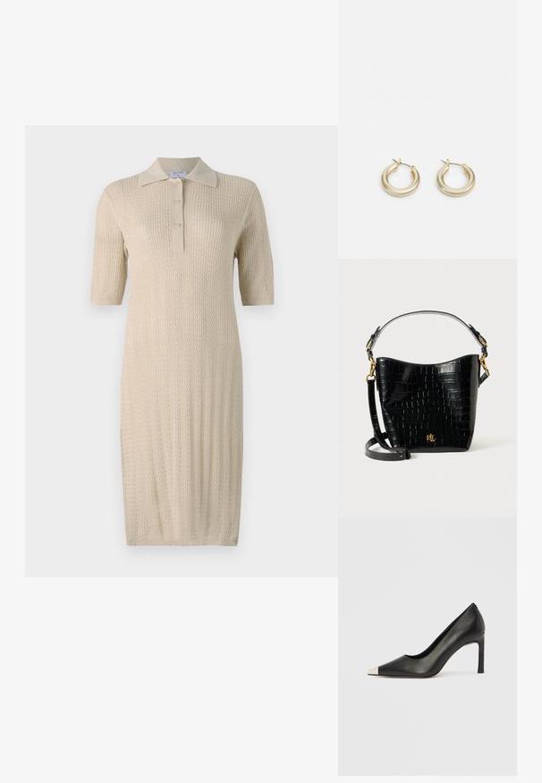 Vestuário de malha de cor creme com mangas curtas, colarinho estilo polo e fechamento por botão. Apresenta um padrão texturizado que se estende verticalmente ao longo do tecido.; Sapato de salto alto em couro preto com bico apontado e biqueira metálica prateada. Apresenta um acabamento liso e um salto esguio de 10 cm.; Bolsa de pele corcunda preta com textura de crocodilo, formato curvo, detalhes em metal dourado, alça ajustável e logotipo na parte da frente.; Lauren Ralph Lauren BASIC SMALL HOOP - Brincos - gold-coloured