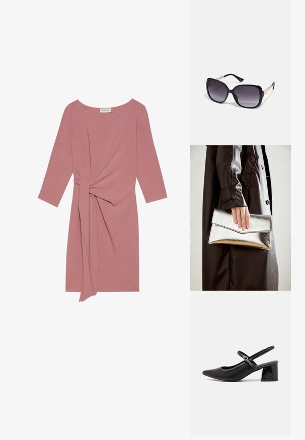 Rosa, knelange kjole med trekvartermidler, en knyttet detalj i midjen og et mykt, teksturert stoff. Rund hals, enkel design.; Sorte lakk lær slingback hæler med spiss tå, et avrundet utskjæringsdesign og blokkheel. Har en gulltone spenne som detalj.; Sorte oversized solbriller med gradient linser, tykke rammer og detaljering med gulltonekjede på tempelarmene.; Sølv metallisk clutch med et vinklet konvoluttdesign, glatt tekstur og kontrastfarge på innsiden, holdt i en hånd iført en svart kåpe.