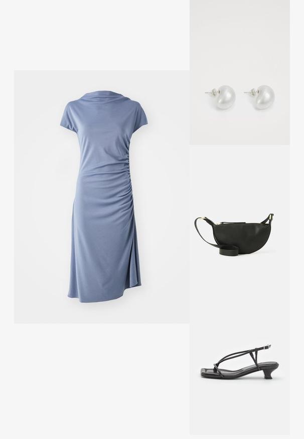 Lyhyttä hihoista mekkoa vaaleansinisestä kankaasta, jossa on laskoskankaasta valmistettu kaulus ja sivussa rypytys. Mekossa on rento malli ja polven pituinen helma.; Musta nahkasandaali ohuilla remmeillä, matalalla lohkokannalla ja neliönmuotoisella varpaalla. Varustettu soljella ja sileällä pinnalla.; Mustikkavärinen nahkainen crossbody-laukku, jossa on puolikuun muoto, teksturoitu pinta, kultainen vetoketju ja litteä olkahihna. Kompakti muotoilu, joka sopii välttämättömyyksille.; Hopeakiharat korvakorut, joissa on kaareva, pavun muotoinen muoto. Pehmeä, kiiltävä pinta, ja kiinnitysvarusteena on nuppi ja tausta.