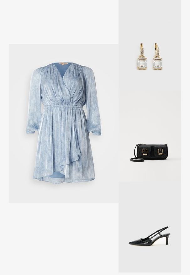 MICHAEL Michael Kors FAUX WRAP MINI - Kokteiļkleita/ballīšu kleita - blue; Melna patent āda ar slīdošo papēdi un smailo purngalu, ar teksturētu čūsku drukājumu, regulējamu siksniņu un īsu teksturētu blokpapēdi.; Melnas ādas crossbody soma ar divām priekšējām kabatām, zelta sprādzēm, ar rāvējslēdzēju aizdari un šauru siksnu. Strukturēta virsma un kompakta taisnstūra forma.; Zeltītas auskaru rotas, kuru centrā ir taisnstūra formas caurspīdīgs kristāls, kas karājas zem mazu, apaļu caurspīdīgu akcentu rindas. Elegants, mūsdienīgs dizains.