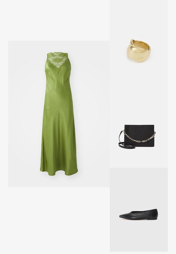 Vestido de satén verde con un escote de encaje con forma de ondas, diseño sin mangas y una silueta A-Line fluida con una abertura lateral.; Bailarinas de cuero negro, punta afilada, diseño minimalista, textura suave, tacón bajo, sin herrajes ni adornos visibles.; Bolso cruzado de piel negra con textura suave, forma rectangular y un detalle de cadena metálica en el frente. Incluye una correa ajustable.; Anillo de color dorado con un diseño liso y retorcido. Presenta una superficie pulida y bordes redondeados, creando una forma fluida y sin fisuras.