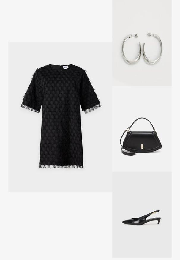 Czarna sukienka z teksturowanym, kropkowym wzorem i frędzlami na mankietach. Prosty okrągły dekolt i krótkie rękawy. Materiał wydaje się lekki.; Czarne skórzane szpilki typu slingback z ostrym noskiem, posiadające smukły obcas i złoty akcent na regulowanym pasku. Gładka tekstura.; Czarna skórzana torebka o strukturalnym designie, z przyciętą formą, górnym uchwytem i złotymi akcentami. W zestawie regulowany pasek na ramię.; Srebrne kolczyki-hoop o gładkim, zakrzywionym designie. Posiadają błyszczące metaliczne wykończenie i zapięcie na sztyft. Brak widocznych wzorów lub akcentów.