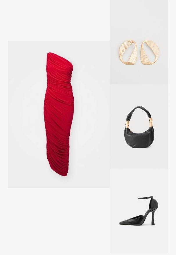 Rochie roșie, fără bretele, tip bodycon, cu material pliat pentru o textură cutată, lungime mare și o siluetă elegantă.; Pumps negre cu toc înalt, cu un finisaj lucios, vârf ascuțit, curea la gleznă și un toc stiletto sculptat. Textură netedă și design elegant.; Geantă de mână din piele neagră, cu o formă rotundă, textură moale și un mâner legat, având accente din metal auriu. Închidere cu fermoar.; O pereche de cercei din metal de culoare aurie, cu formă ovală neregulată, având o suprafață texturată, ușor ciocănită, pe un fundal alb.