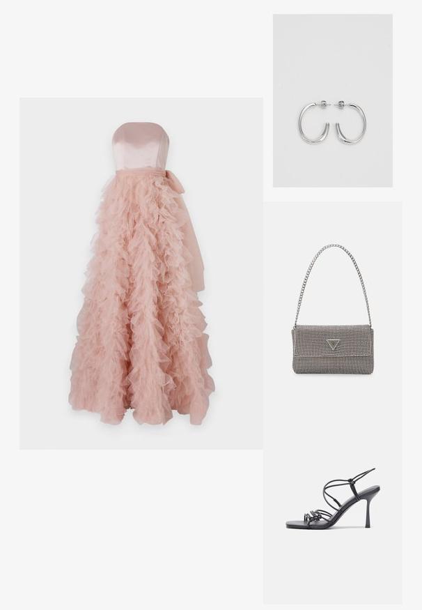 Ida Sjöstedt FRANCES GOWN - Ballkleid - rose; Schwarze, hochhackige Sandalen mit dünnen Riemen und einem geknoteten Design, einer glatten, rechteckigen Zehenpartie und einem eleganten Stiletto-Absatz.; Hellegraue metallische Handtasche mit einer Kettenriemen, verziert mit kleinen kreisförmigen metallic Nieten und einem dreieckigen Markenlogo.; Silberne Creolen mit einer glatten, glänzenden Oberfläche. Abgerundete Form, leichtes Design, mit einer Steckverschluss.