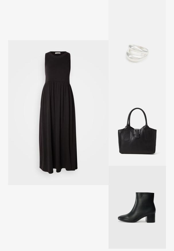 Czarna, bezrękawnikowa sukienka maxi z okrągłym dekoltem, marszczoną talią i zwiewnym dołem. Wykonana ze miękkiej, elastycznej tkaniny o gładkiej teksturze.; Czarne skórzane botki za kostkę z ostrym noskiem i masywnym obcasem. Gładka tekstura z minimalnymi akcentami i elegancki, dopasowany fason.; Czarna skórzana torba tote o gładkiej fakturze, usztywnionym kształcie, dwóch uchwytach oraz wyraźnym srebrnym zapięciu na przodzie.; Srebrna obrączka podwójna z gładką, polerowaną powierzchnią. Posiada płynny, zakrzywiony kształt z nakładającymi się sekcjami, co nadaje nowoczesny wygląd.
